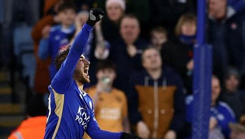 Yunus Akgün’lü Leicester galip