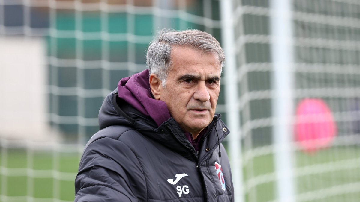 Şenol Güneş'ten Stefan Savic açıklaması! Şenol Güneş'ten Stefan Savic açıklaması!