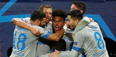 Schalke son nefeste 3 puanı kaptı!