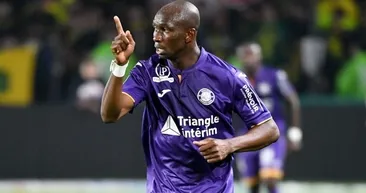 Galatasaray’da Mbia sürprizi!