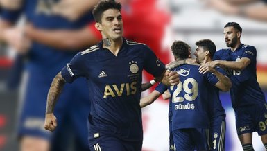 Fenerbahce Besiktas Maci Neden Ertelendi Fb Bjk Maci Ne Oldu Spor Haberleri