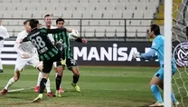 Caner, İstanbul maçında sahada