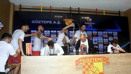 Stanimir Stoilov: Göztepe Süper Lig'de olmayı hak ediyor!