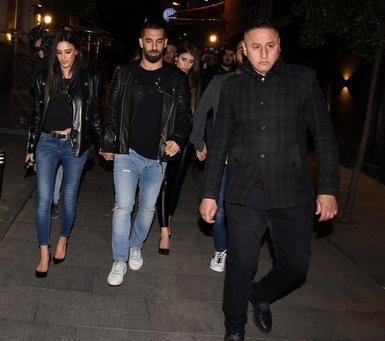 Arda Turan eşi Aslıhan Doğan Turan için Bodrum’dan yazlık alıyor