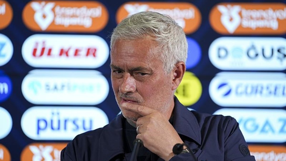 Fenerbahçe'de Mourinho bilmecesi! Ayrılacak derken...
