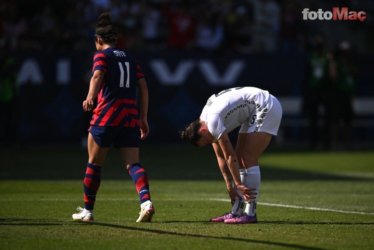 Son dakika spor haberi: Yeni Zelandalı Meikayla Moore kendi kalesine hat-trick yaptı!