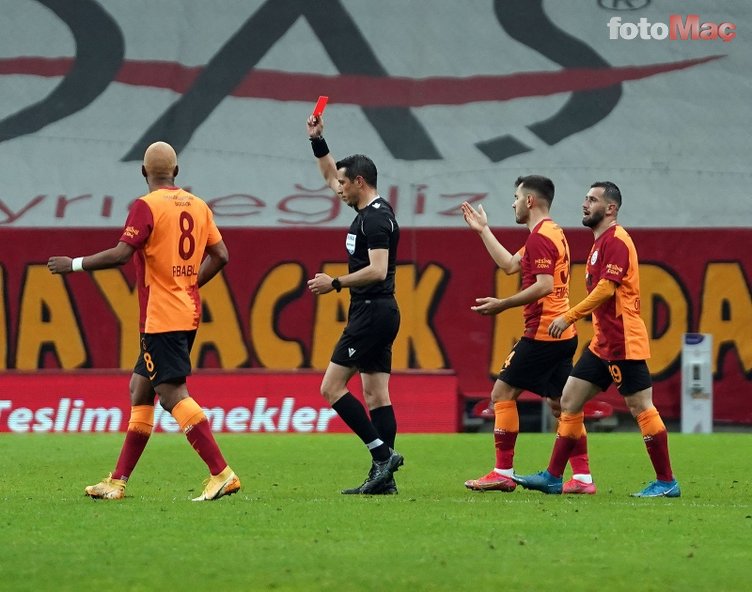 Galatasaray'da düşüşün sebebi belli oldu! "Bizim neden sözleşmemiz uzatılmıyor?"