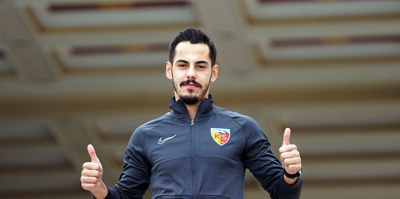Yasir: Futbolu iple çekiyorum