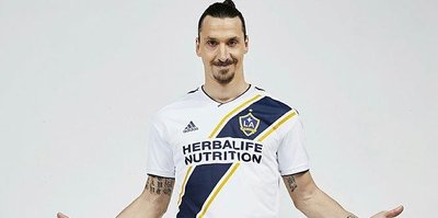 Ibrahimovic transferini böyle duyurdular! | VİDEO