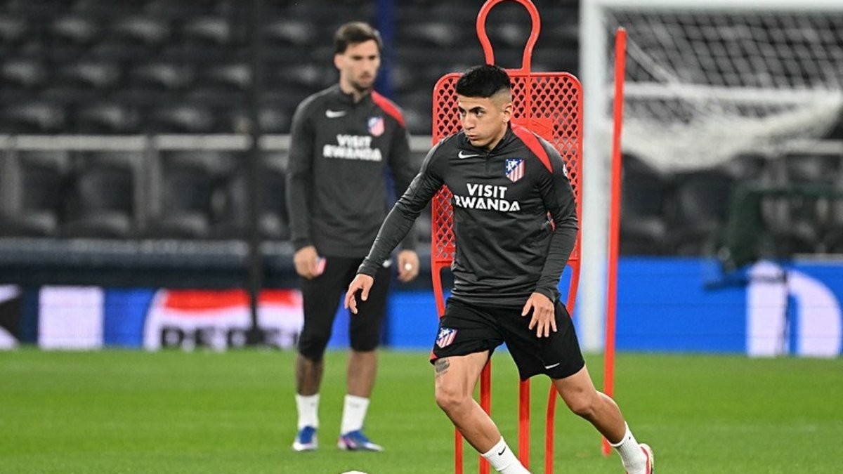 Galatasaray'dan vasat saha harekatı! Atletico Madrid'in yıldızı...