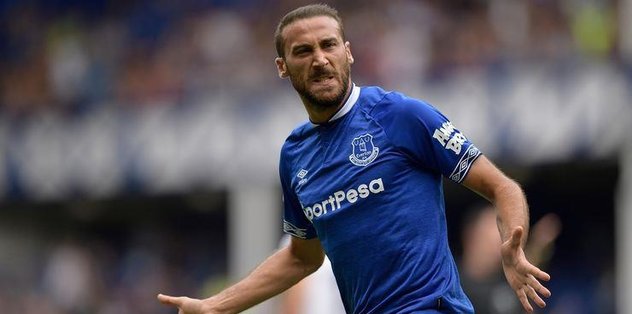 Cenk Tosun dönüyor
