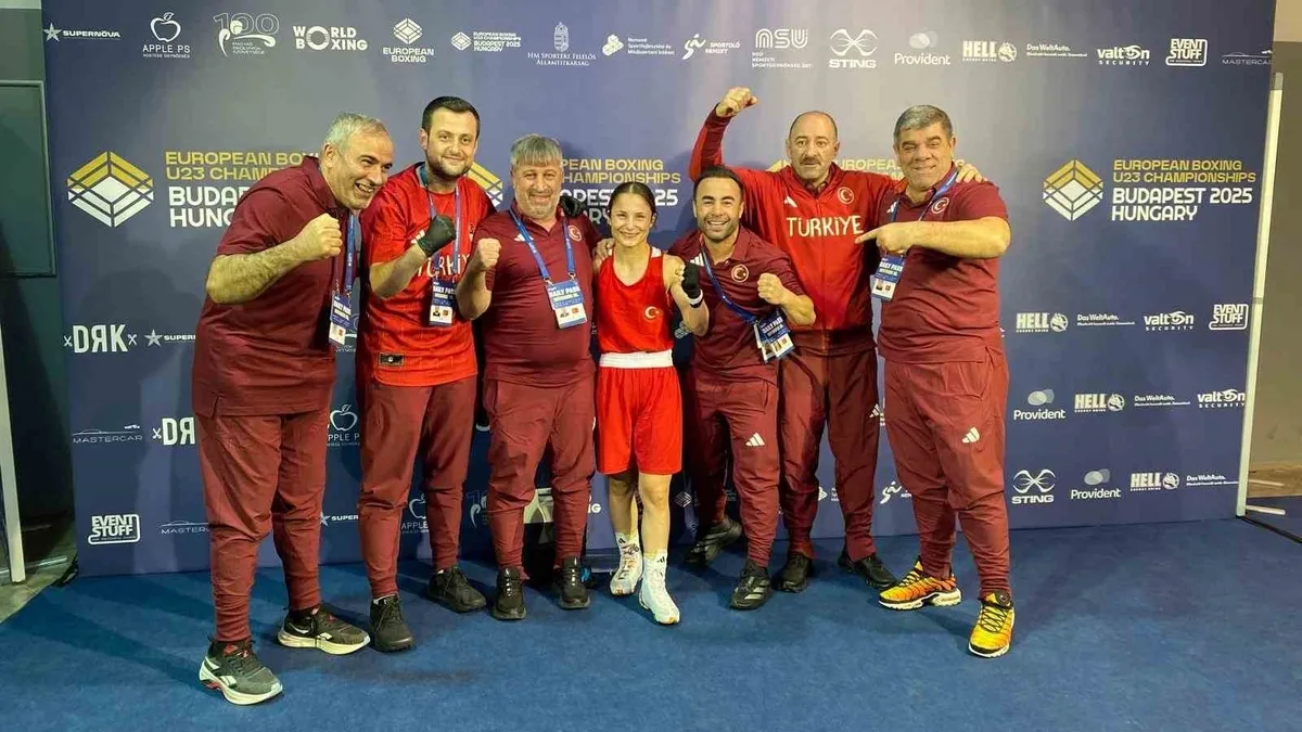 Cizreli milli boksör Macaristan'da Avrupa şampiyonu oldu!