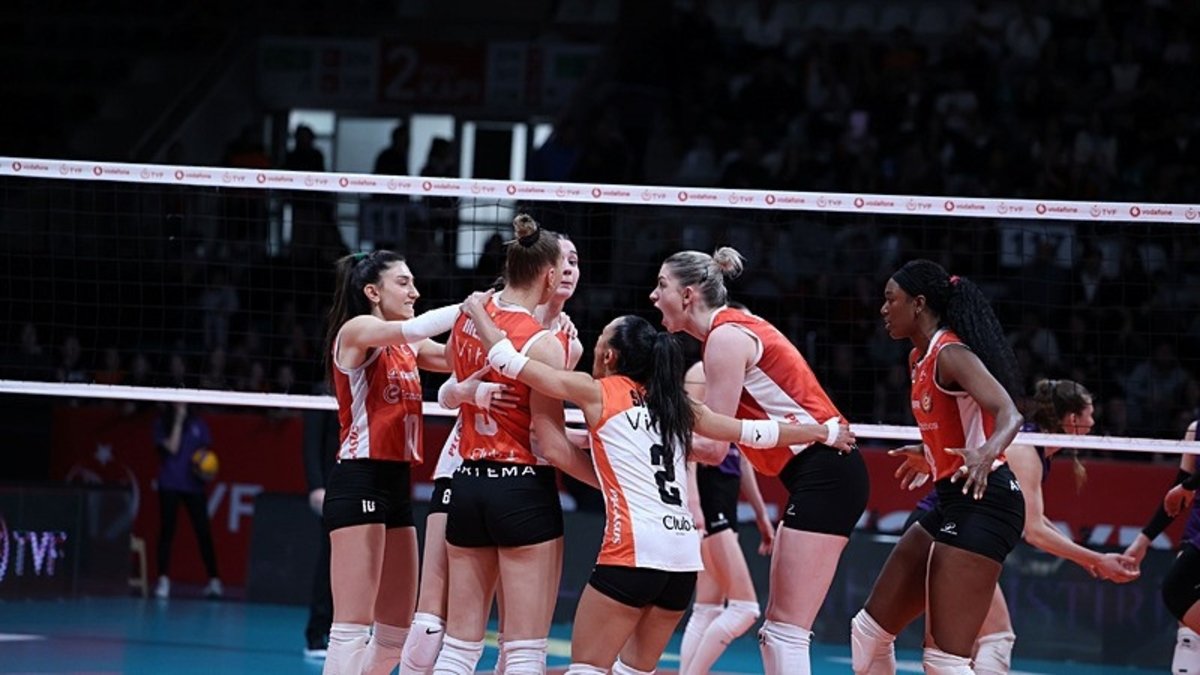 Eczacıbaşı Dynavit, Zeren Spor'u mağlup ederek Şampiyonlar Ligi biletini kaptı!