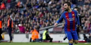 Barcelona Arda Turan’ı satış listesine koydu