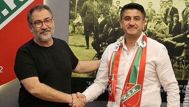 Karşıyaka Ersin Akay'a emanet!