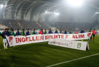Fenerbahçe taraftarından flaş protesto!