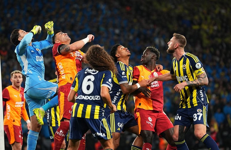galatasaray-fenerbahce-maci-saat-kacta-gs-fb-derbisi-hangi-kanalda-1777196779837.jpg