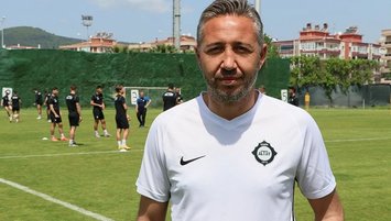 Altay'da hoca krizi