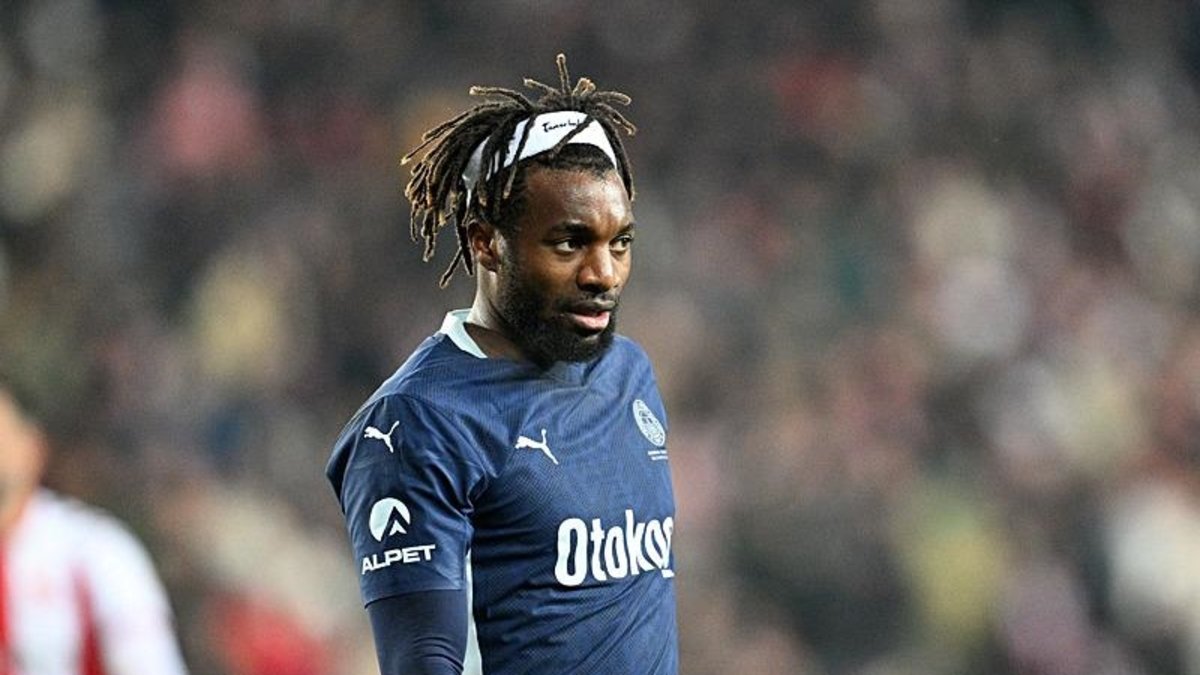 Fransa'ya gitti! Fenerbahçe'de flaş Saint-Maximin gelişmesi Fransa'ya gitti! Fenerbahçe'de flaş Saint-Maximin gelişmesi