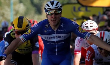 Fransa Bisiklet Turu'nun dördüncü etabını Elia Viviani kazandı
