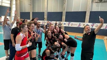 İşitme Engelliler Kadın Voleybol Takımı şampiyon!