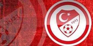 Beşiktaş ve Trabzonspor'a tribün kapatma