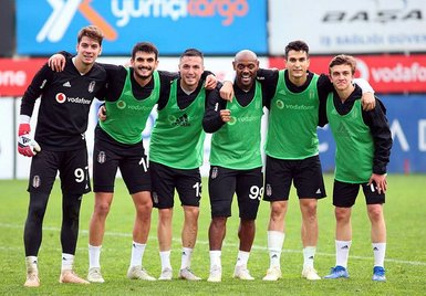 Beşiktaş’la yolları ayrılacak futbolcular!