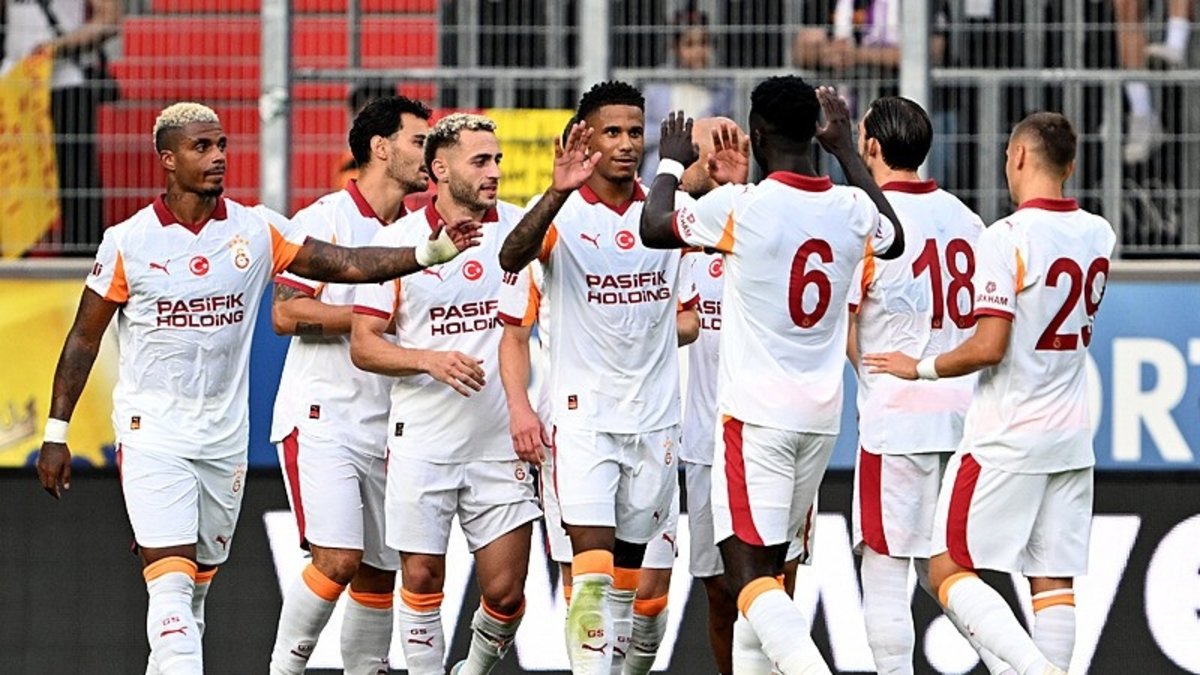 Galatasaray 3-1 Cagliari (MAÇ SONUCU - ÖZET) Aslan'dan gollü prova! Galatasaray 3-1 Cagliari (MAÇ SONUCU - ÖZET) Aslan'dan gollü prova!