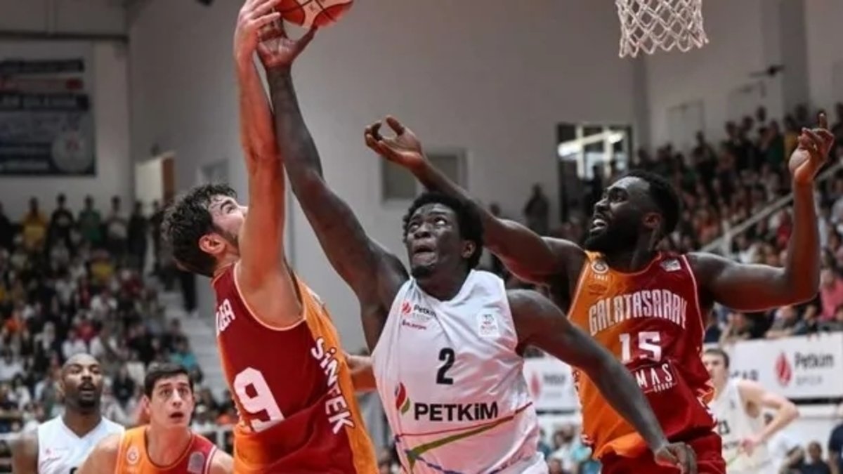 Aliağa Petkimspor, ABD'li basketbolcu Khyri Thomas'ı kadrosuna kattı!