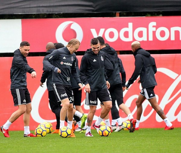Beşiktaş, hazırlıklarına başladı