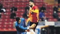Evinde de parladı