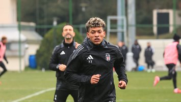 Beşiktaş'ta o isim sezonu kapattı!