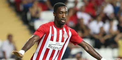 Johan Djourou’ya çizmeden talip var
