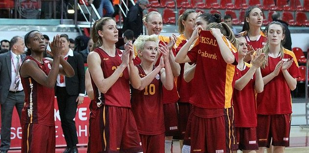 Kadınlar Basketbol Süper Ligi'nde Galatasaray İstanbul Üniversitesi'ni 80-75 yendi