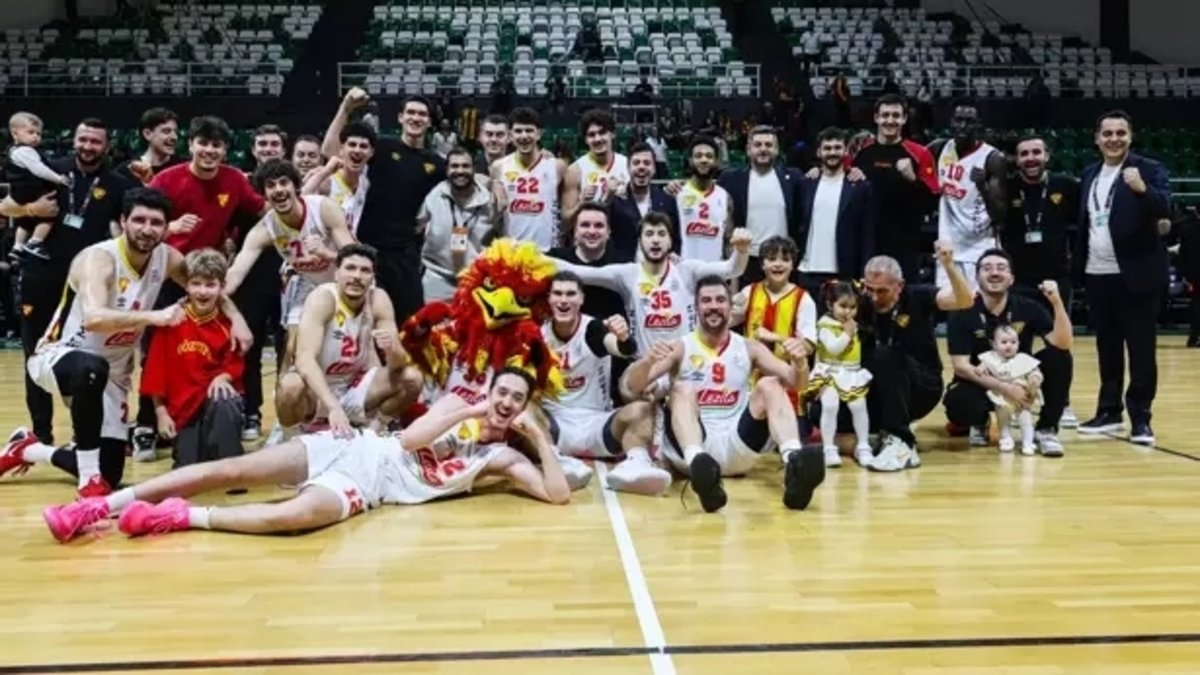Göztepe 23 yıl sonra Basketbol Süper Ligi Play-Off'unda!
