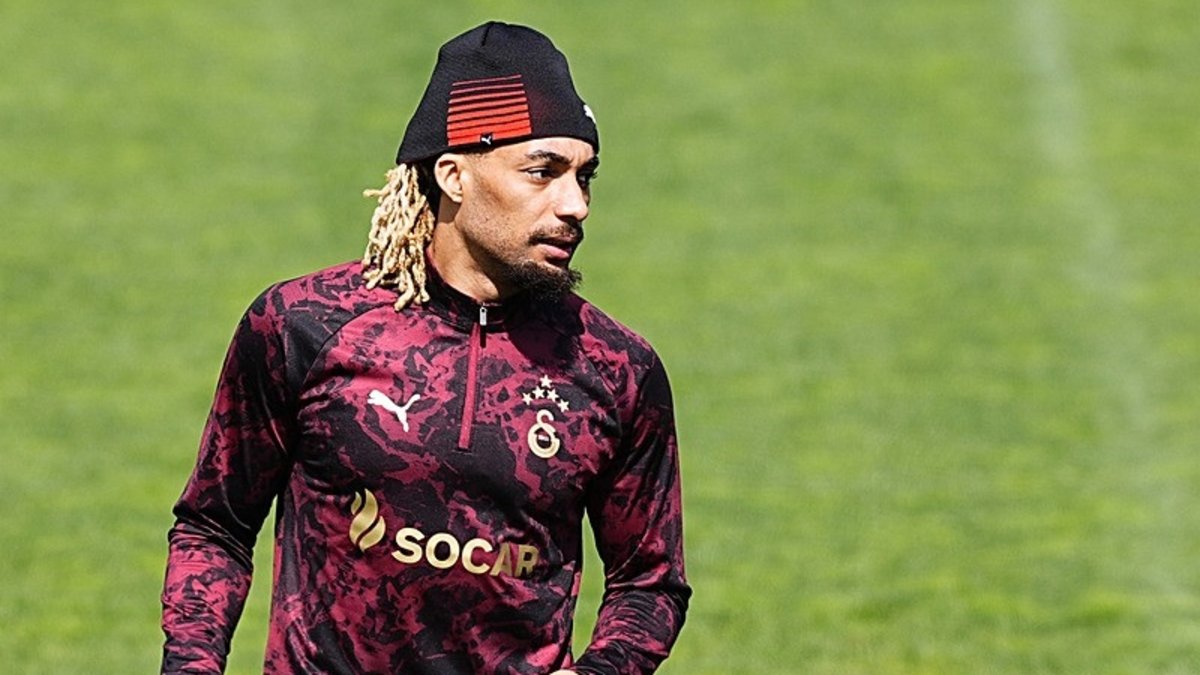 Sacha Boey'in bileti kesildi