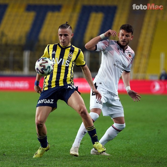 Son dakika spor haberleri: Fenerbahçe'de flaş Pelkas gerçeği! Erol Bulut'un ısrarı pahalıya patladı