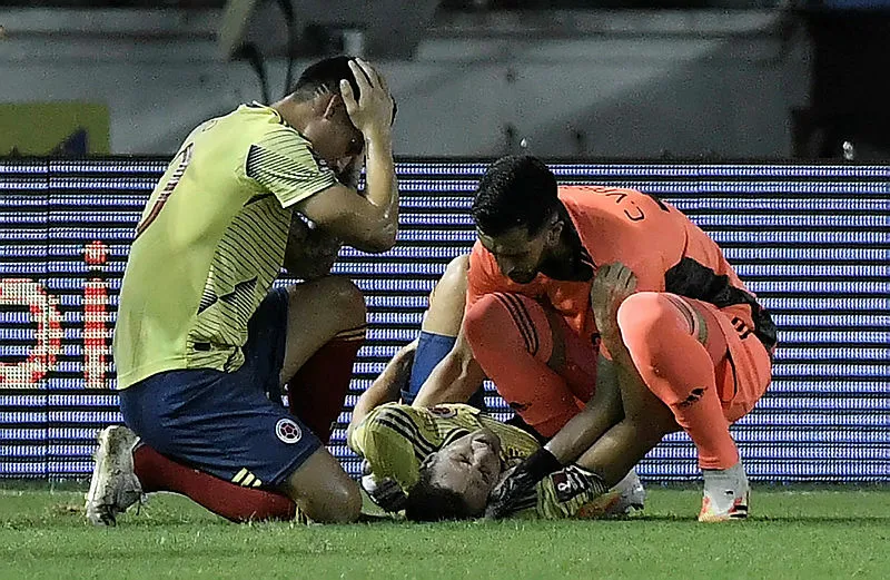 Falcao'yu üzen sakatlık! Arias'ın bileği döndü - 1