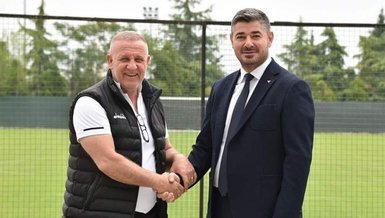 Denizlispor'da Başkan Mehmet Uz takımın teknik direktörü Mesut Bakkal'a destek verdi