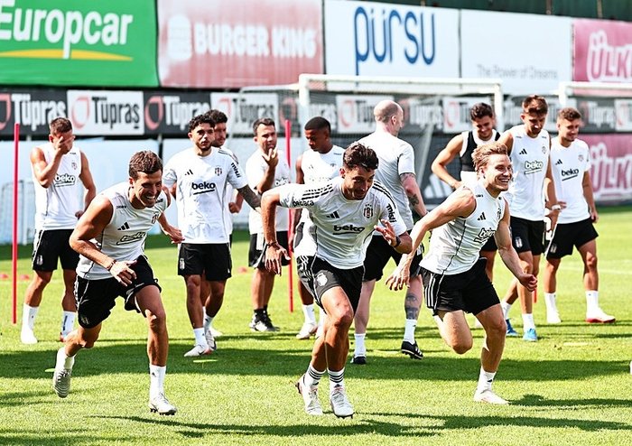 besiktas-st-patricks-maci-hangi-kanalda-besiktas-st-patricks-maci-ne-zaman-saat-kacta-konferans-ligi-3-on-elem-1755154147928.jpeg
