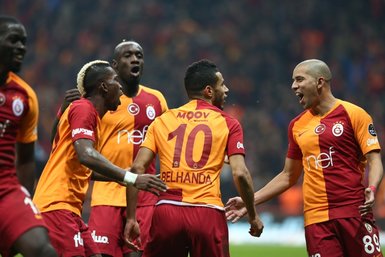 Galatasaray’da Belhanda çıtayı yükseltti