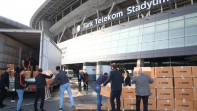 Galatasaray'ın depremzedeler için topladığı yardımlar yola çıktı