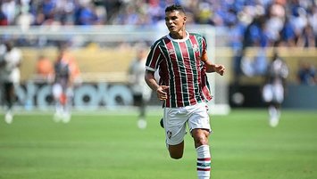 Thiago Silva ülkesine geri döndü!