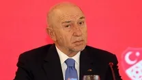 Başkan Özdemir basın karşısında