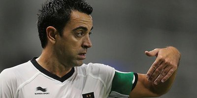 Xavi iki yıl daha El Sadd'da