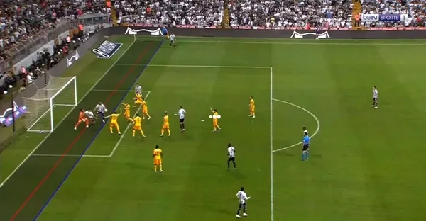 Beşiktaş - Kayserispor maçında gol VAR'dan döndü! İşte o pozisyon - 1