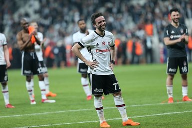 Beşiktaşlı Gökhan Gönül’e Fulham talip!