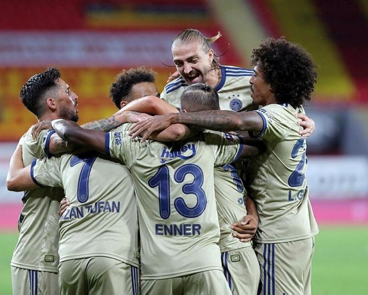 Goztepe 2 3 Fenerbahce Mac Sonucu Son Dakika Super Lig Haberleri Fotomac