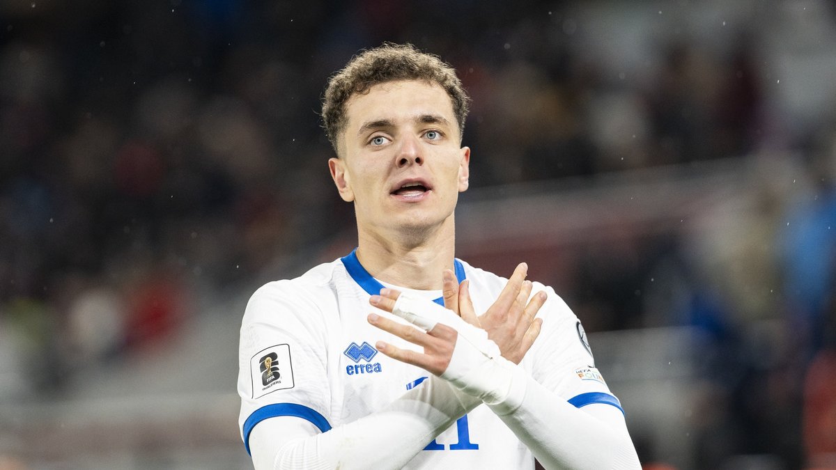 Fenerbahçe'de Fisnik Asllani gelişmesi! Menajerinden transfer açıklaması geldi