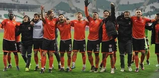 Adanaspor’dan ilk deplasman galibiyeti